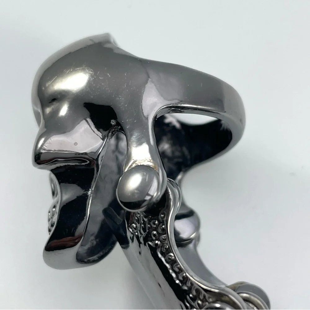Gothic Statement Armor Jointed Skull Claw Full Finger Ring – Gunmetal